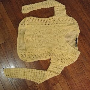 Knit spring yellow top